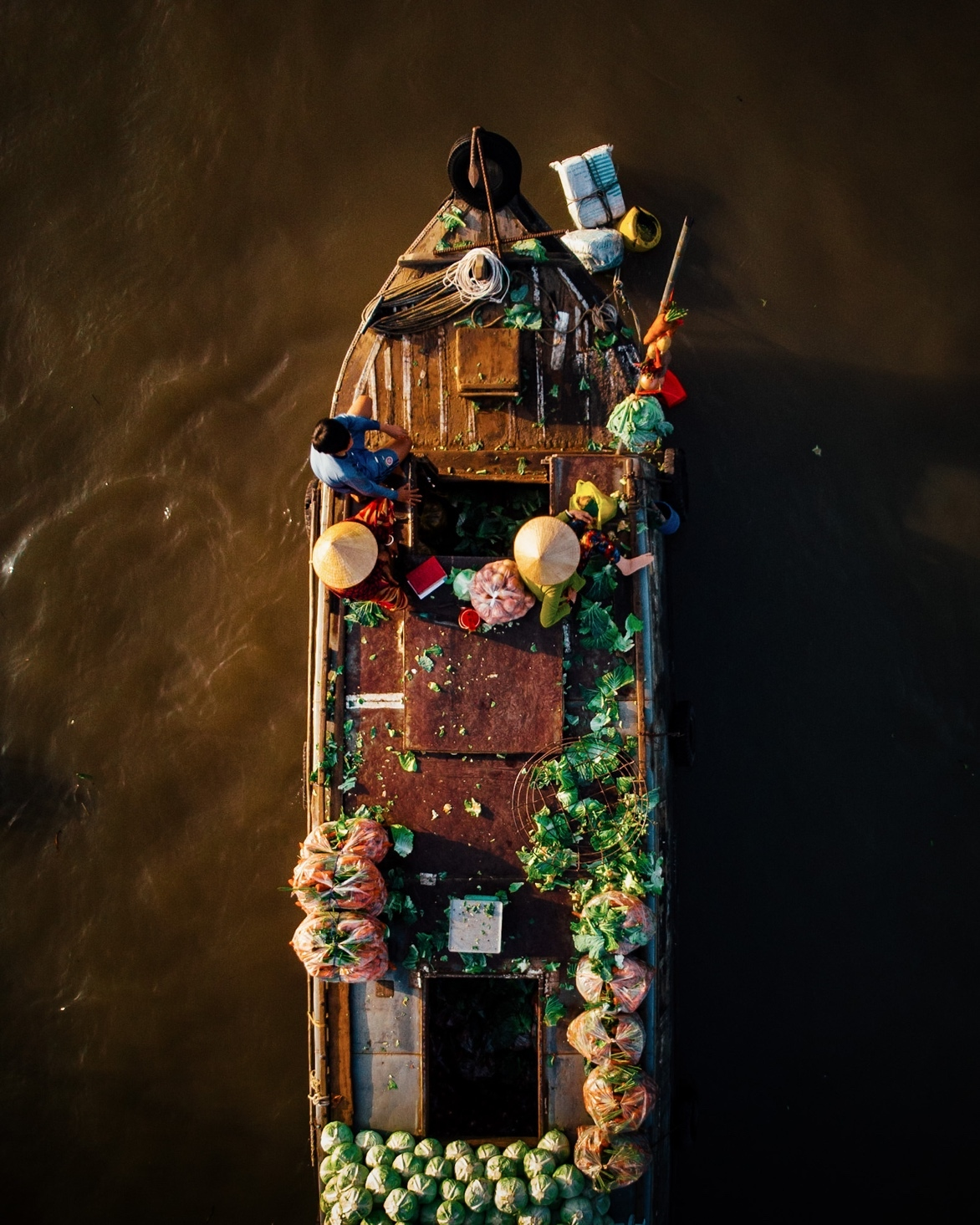 Vietnam's floating market under lenses of Western tourist 0447 image004 1610936619